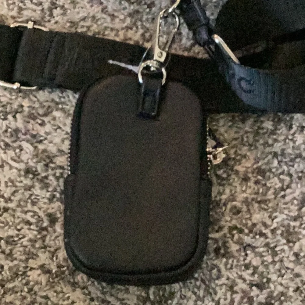 Madden NYC Black Handbag with Strap - Picture 5 of 8
